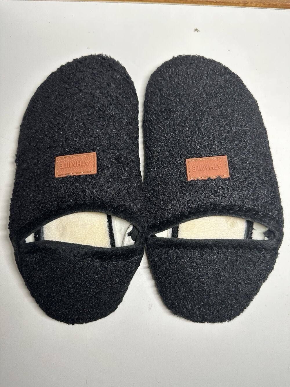 ATHMILE Women's House Slippers Indoor Barefoot Socks Furry Slip on Sz 6.5-7.5